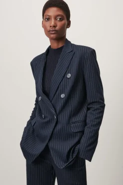 Greet Blazer