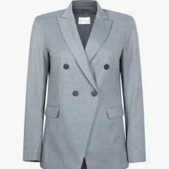 Greet Blazer