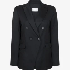 Greet Blazer