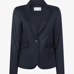 Hunt Blazer